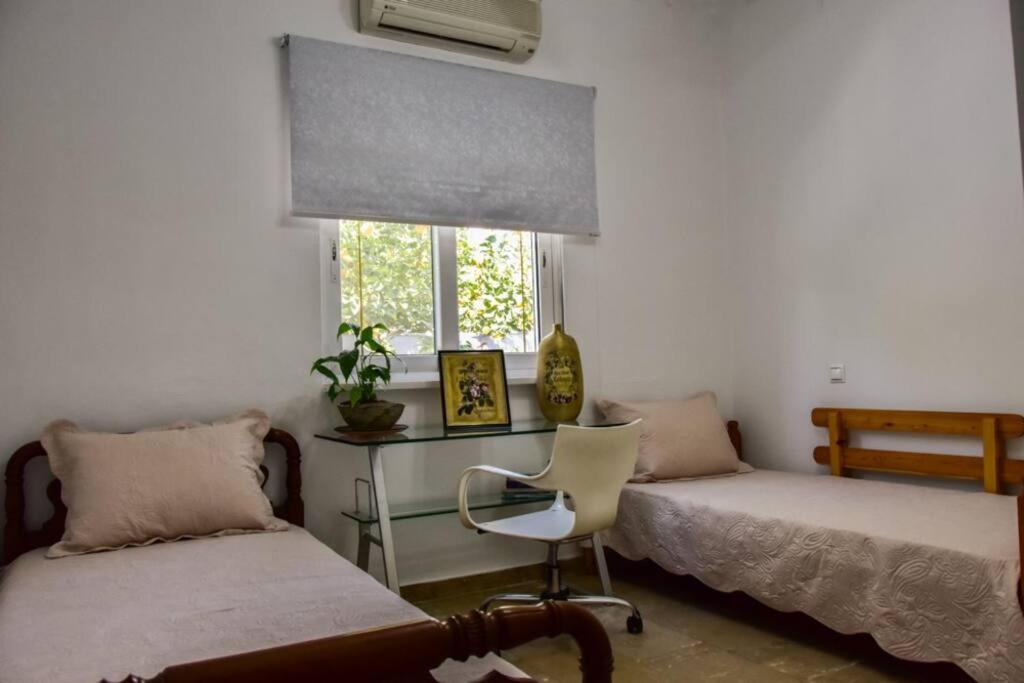 Μονοκατοικία Δίπλα Στην Θάλασσα Salamine Extérieur photo